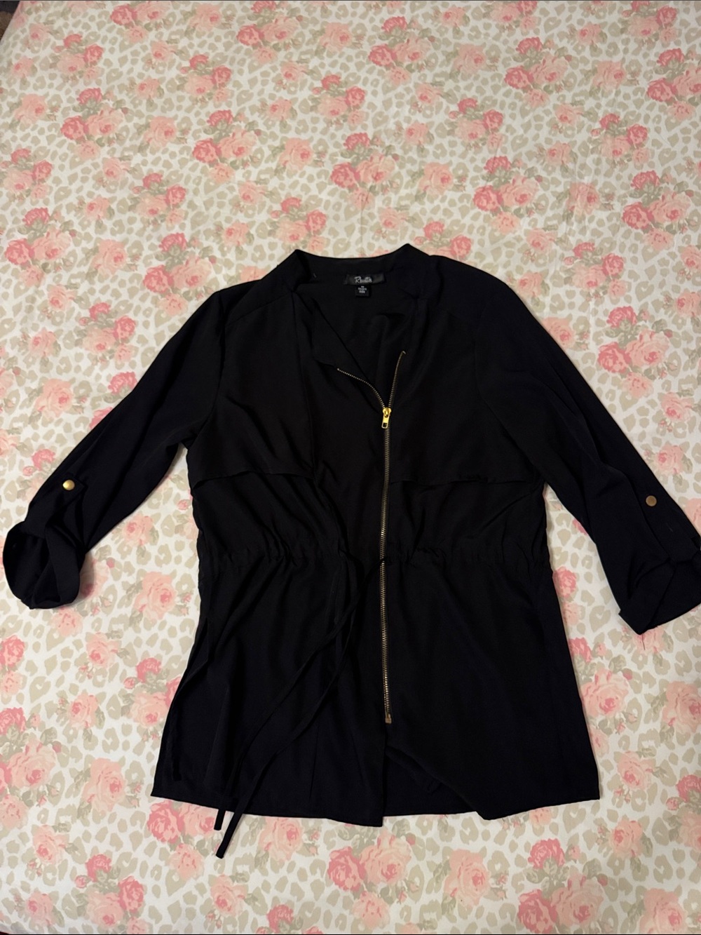 Black Zip-Front Lightweight Drawstring Jacket - Women